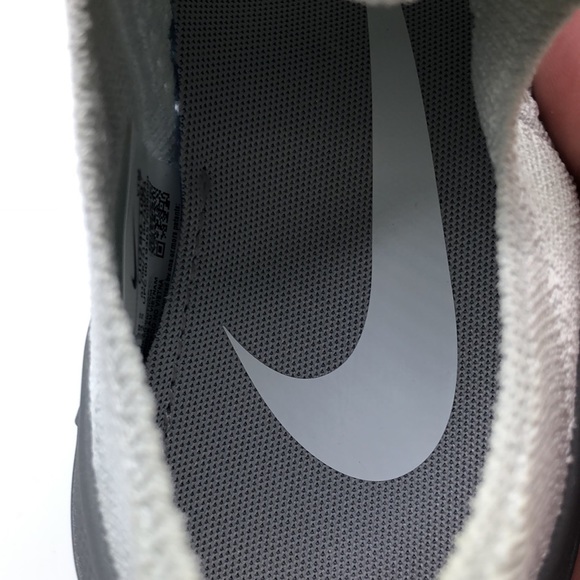 Women’s Nike Phantom React White CJ0280-100 USED Size 7.5 - Picture 7 of 11